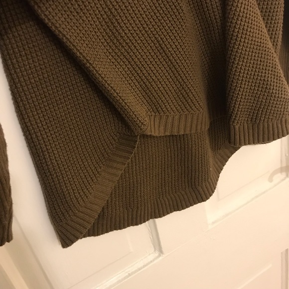 Michael Kors olive green sweater. size 1x - Picture 4 of 8